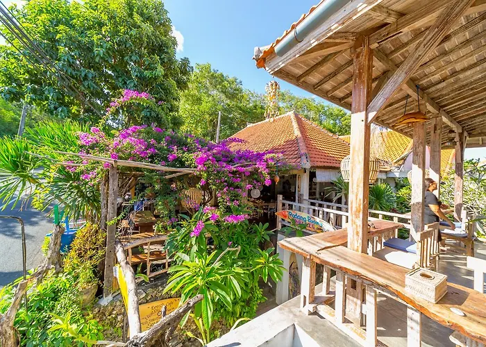 Casa de hóspedes Padang Padang Breeze 2*