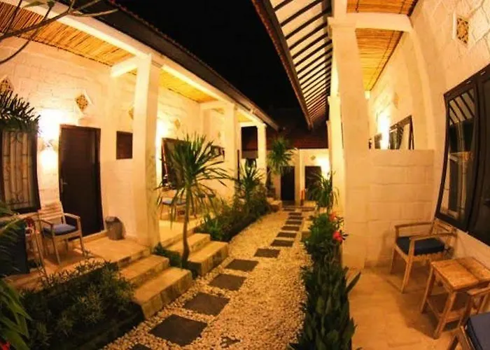 Padang Padang Breeze Uluwatu