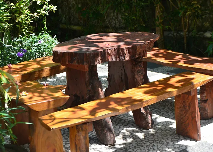 Casa de hóspedes Padang Padang Breeze 2*